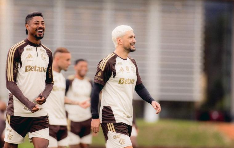 Flamengo x São Paulo: onde assistir ao vivo, escalações e arbitragem