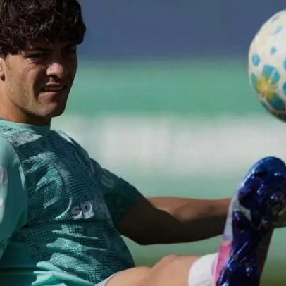 Giay elogia torcida por Flaco e celebra período com a Argentina
