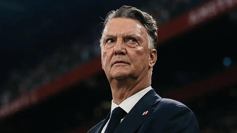 Louis Van Gaal no estádio