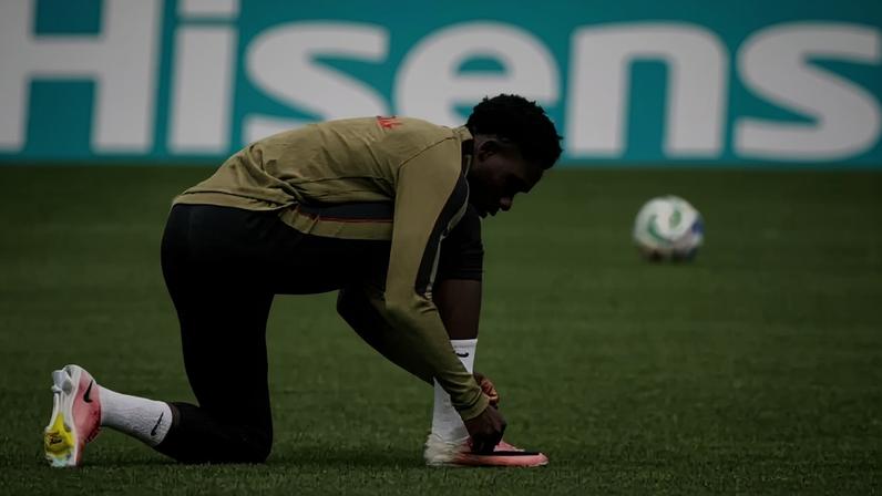 Craque fez sua estreia na Copa contra a África do Sul –
