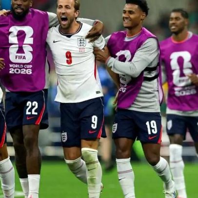 Inglaterra volta a mostrar desempenho na Copa, apesar da expulsão