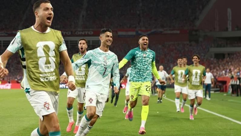 Com vitória, Portugal enfrenta a Espanha nas oitavas da Copa do Mundo - (crédito: Cole Burston/AFP)