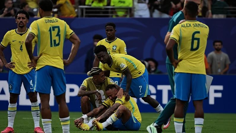 Brasil é eliminado pela Noruega nas oitavas de final da Copa do Mundo 2026: a história se repete - (crédito: Jewel SAMAD / AFP)