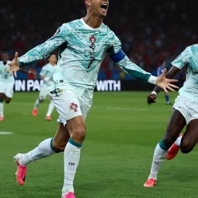 Unai Simón diz que Ronaldo não tem mais o mesmo ritmo antes de Portugal x Espanha