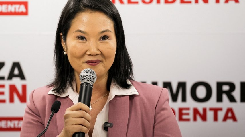 Keiko Fujimori faz discurso em Lima, em 24 de junho de 2026 — Foto: Angela Ponce/Reuters