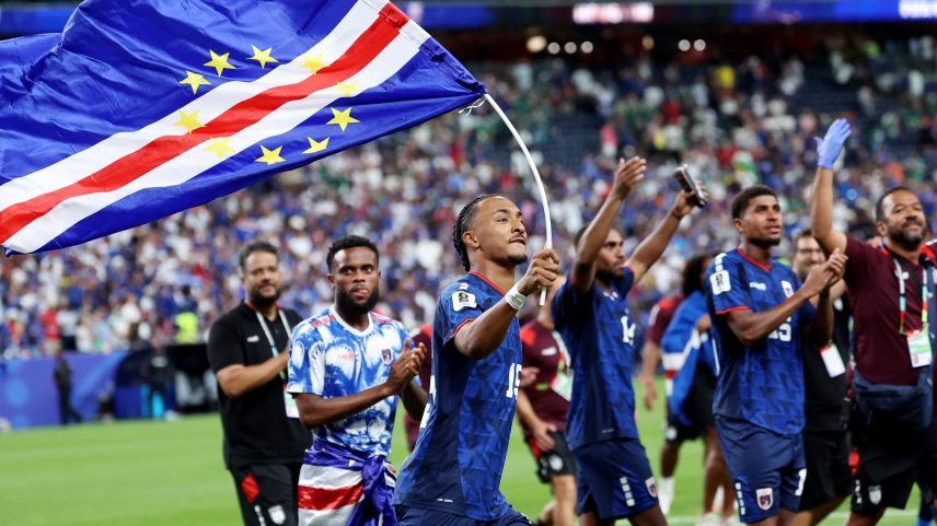 Cabo Verde festeja vaga à segunda fase da Copa do Mundo — Foto: Reuters/Troy Taormina