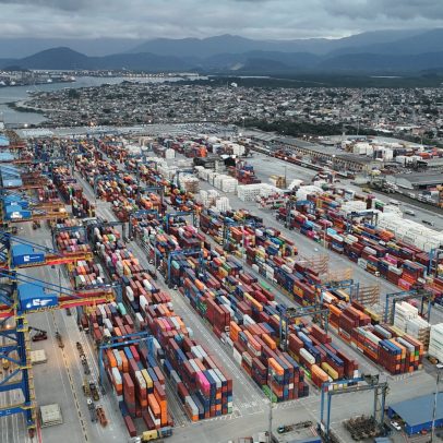Governo eleva projeção de superávit comercial para 2026 com exportações de junho
