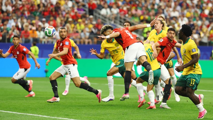 Aos 12 min do 1º tempo - gol de cabeça de Emam Ashour do Egito contra a Austrália