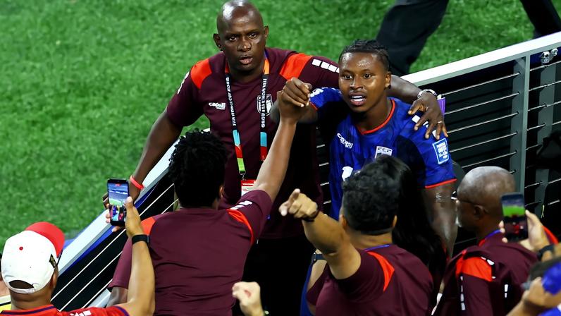 Lopes Cabral marca para Cabo Verde contra a Cabo Verde — Foto: Reuters