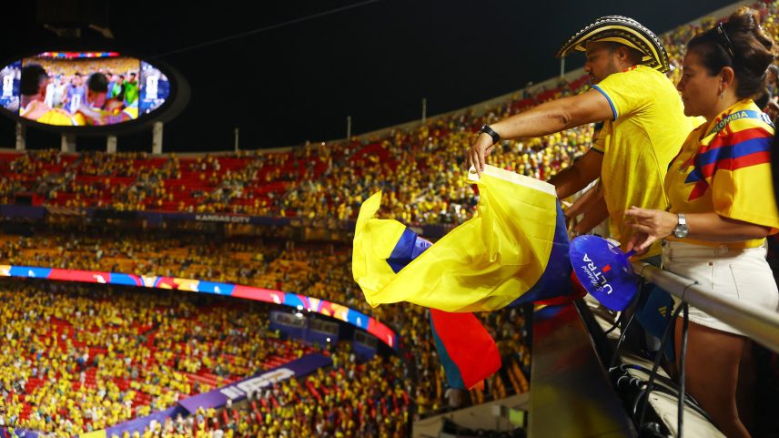 Torcida colombiana, em Colômbia x Gana — Foto: Reuters
