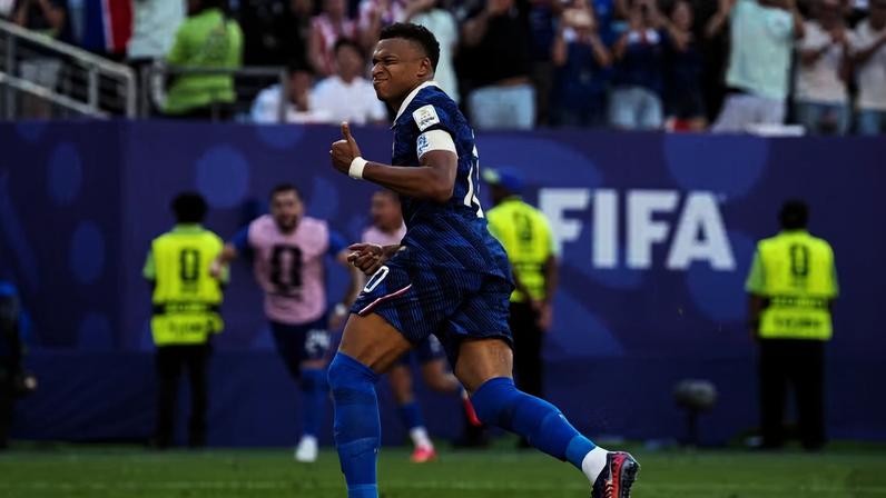 Mbappé comemora gol contra o Paraguai Copa do Mundo 2026 — Foto: IMAGN IMAGES via Reuters/James Lang