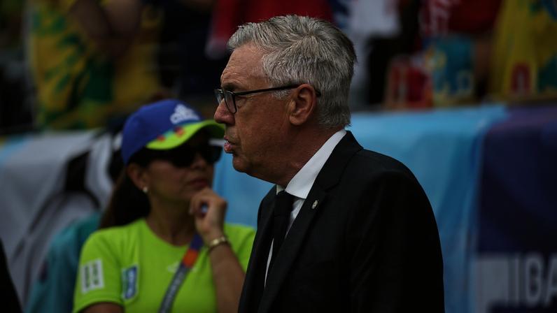Técnico da Seleção, Carlo Ancelotti, antes de Brasil x Noruega — Foto: Reuters/Caean Couto