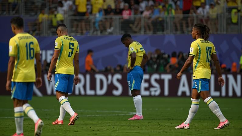 Derrota Brasil 1 x 2 Noruega — Foto: Reuters