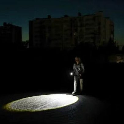 Ucrânia ataca refinarias e terminal de petróleo na Rússia