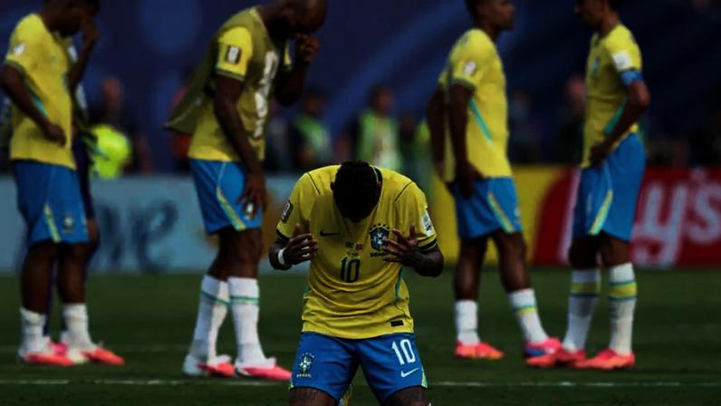 Neymar no gramado do MetLife Stadium, em Nova Jersey, palco da derrota do Brasil para a Noruega em 05/07/2026.