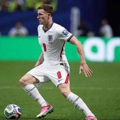 Manchester City confirma contratação de Elliot Anderson