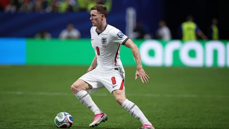 Manchester City oficializa chegada de destaque da seleção inglesa / Jogada10