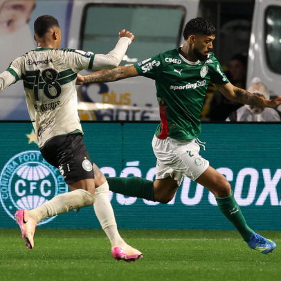 Maurício brilha, Palmeiras vence o Coritiba e dispara na liderança