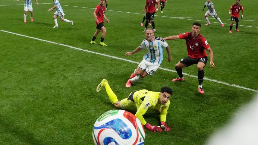Gol anulado e lance sobre Salah: as duas decisões que incendiaram Argentina x Egito