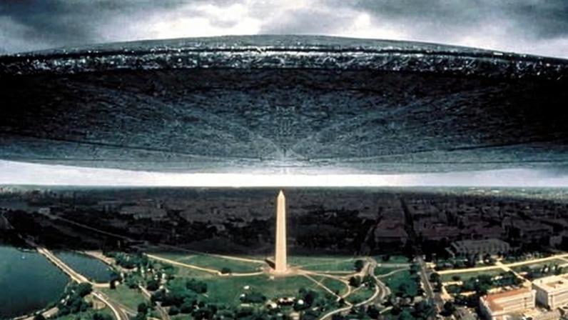 Independence Day completa 30 anos, pânico levou a reescrita no set