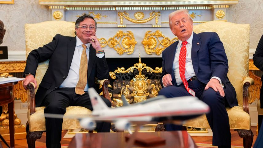 Petro e Trump conversam por telefone sobre sanções e erradicação de cultivos
