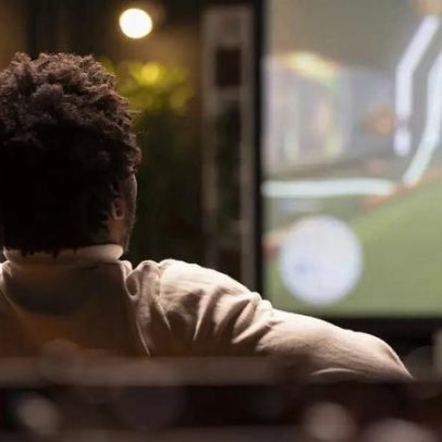Jogos de futebol podem elevar risco de infarto em pessoas predispostas