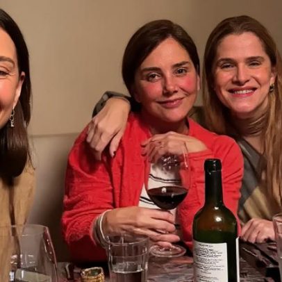 Ingrid Guimarães celebra 54 anos em viagem com famosos