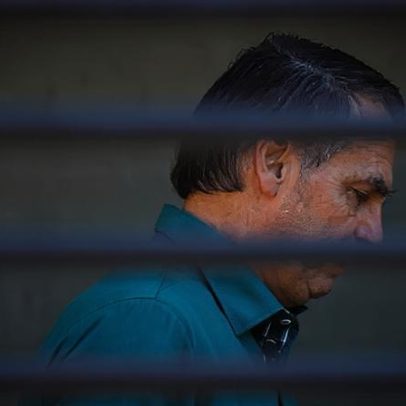 Defesa de Bolsonaro cita PGR e pede que Moraes mantenha prisão domiciliar