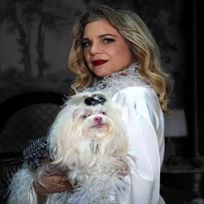 Pilar é suspeita de furtar joias da família; Silvana denuncia à polícia
