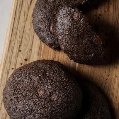 Cookie de cacau com tomilho da chef Manu Buffara