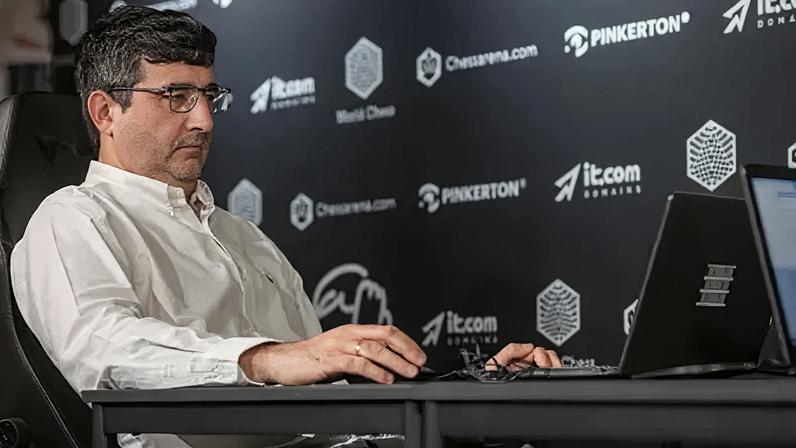 Ex-campeão Kramnik banido por comentários sobre trapaça