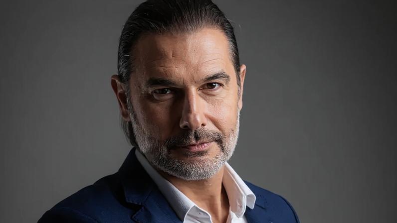 Em entrevista exclusiva, o neurocirurgião Fernando Gomes aponta que, em cerca de 50% dos casos, esse sinal está associado ao Alzheimer