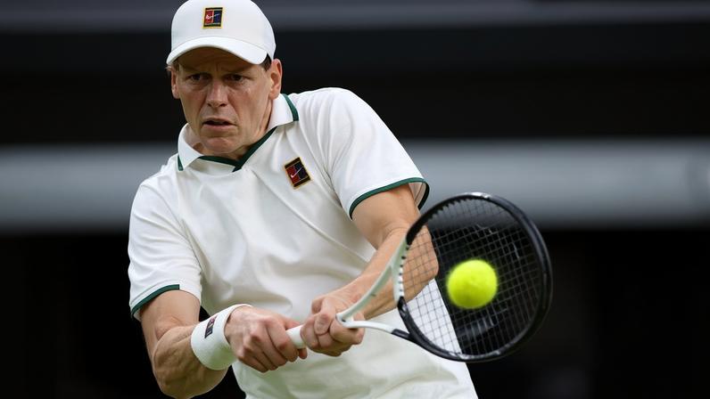 Jannik Sinner is building momentum after reaching the last eight.
