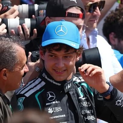 Kimi Antonelli supera Lewis Hamilton na sprint do GP de Silverstone