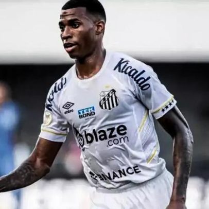 Santos avalia venda de ativos para quitar dívidas e suspender ban