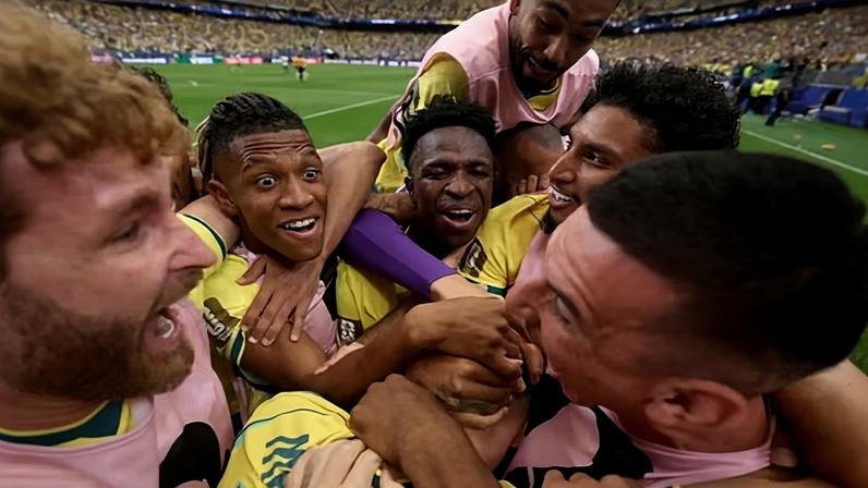 Futebol domina o cenário no Brasil de forma diferente dos EUA