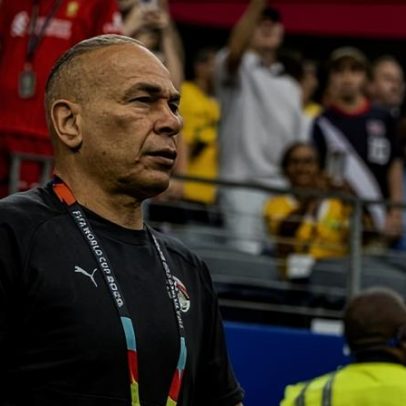 Hossam Hassan afirma ter seguido em frente após confronto com a polícia de Dallas