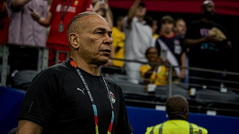 Egypt coach Hossam Hassan looks on during Sunday’s match against Australia.