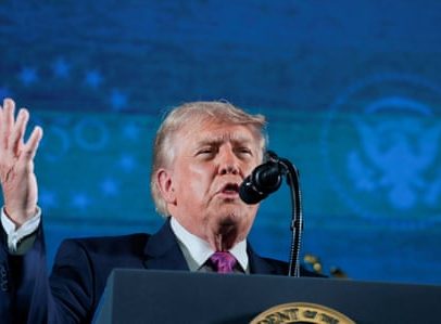 Trump perdoa 11 pessoas na véspera do 4 de julho