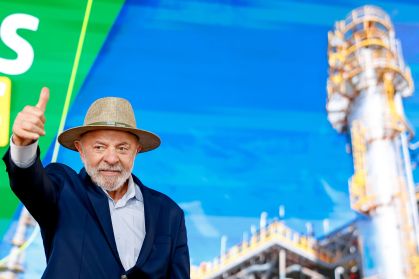 Presidente da República, Luiz Inácio Lula da Silva, durante anúncio de investimentos da Petrobras em São Paulo, na Rodovia SP 332, Km 130 – Bonfim, Paulínia - SP.