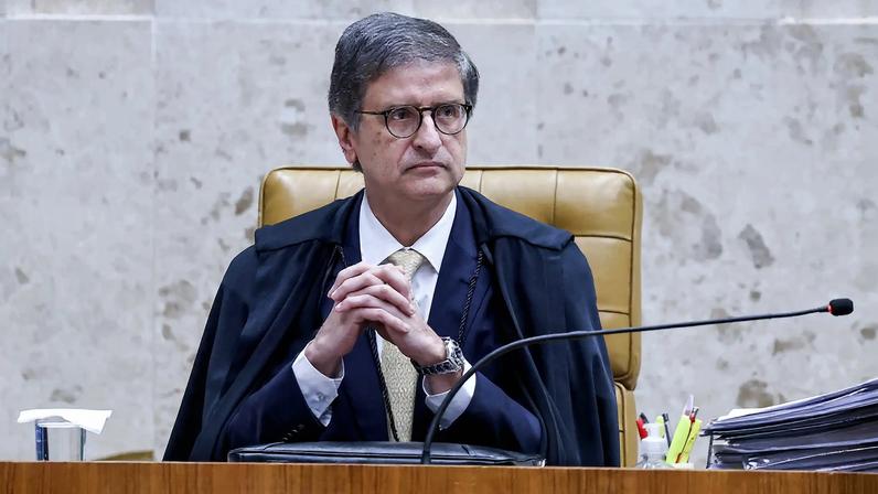 PGR informa que vai apurar atuação da PF em relatório com mensagens de Vorcaro