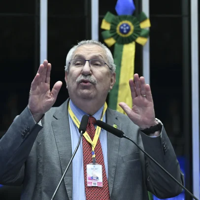 PDT de SP cobra cadeira de suplente de senador na chapa de Haddad