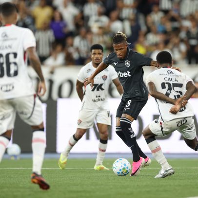 Botafogo pressiona, para em Lucas Arcanjo e amarga empate com o Vitória