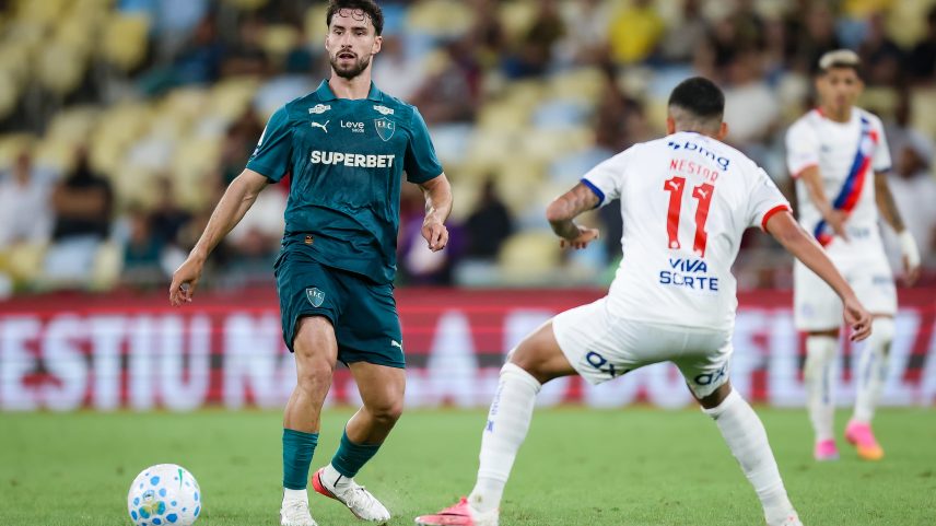 Fluminense domina, para em Ronaldo e empata sem gols com o Bahia