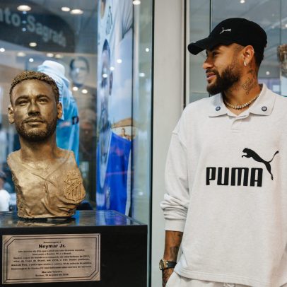 Neymar ganha busto e estátua no Memorial do Santos