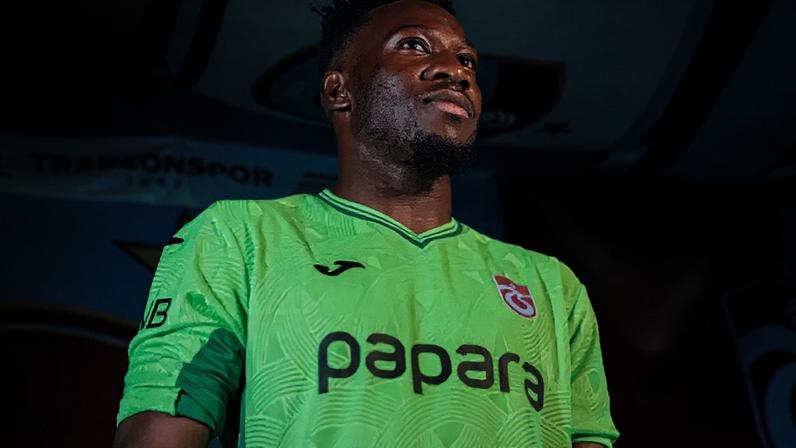 Sem espaço no Manchester United, Onana continuará no Trabzonspor