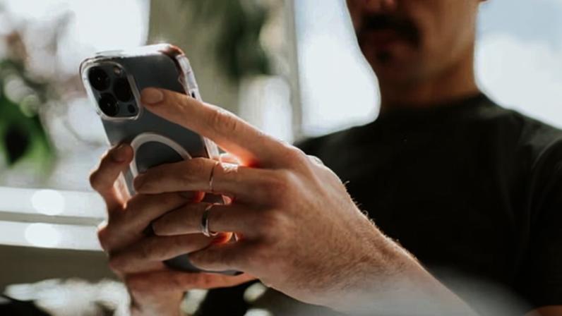 Como a cultura encara a tecnologia: o dispositivo portátil definitivo