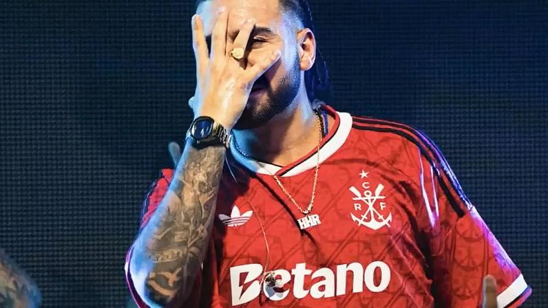 Nova terceira camisa do Flamengo terá pegada retrô –