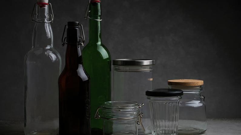 Reutilizar objetos do dia a dia é uma forma simples de economizar, reduzir o desperdício e adotar hábitos mais sustentáveis
