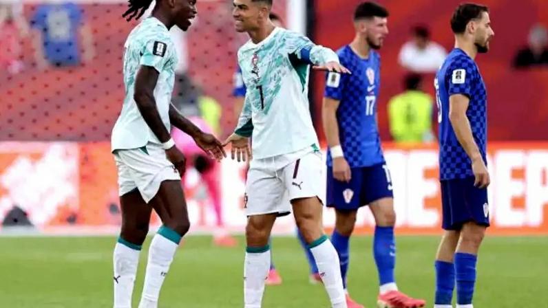 Rafael Leão em ação com a camisa de Portugal – Foto Buda Mendes/Getty Images